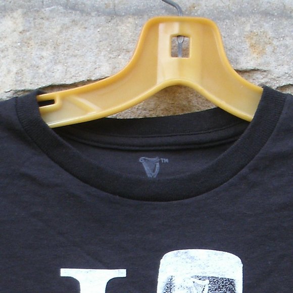 Guinness Stout Beer Black T-Shirt Size S - Picture 11 of 11